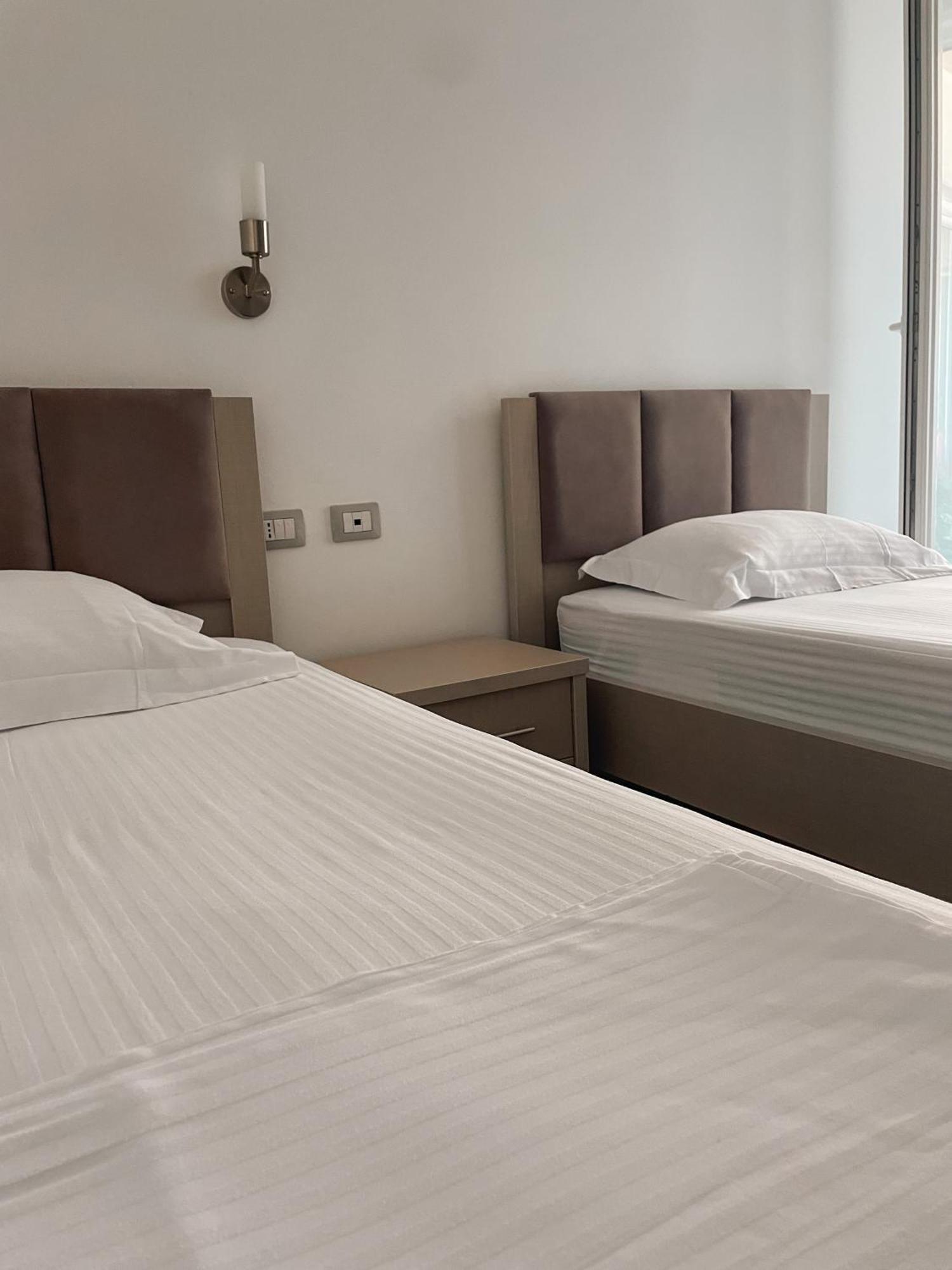 Aqua Holiday Apartments Влёра Экстерьер фото